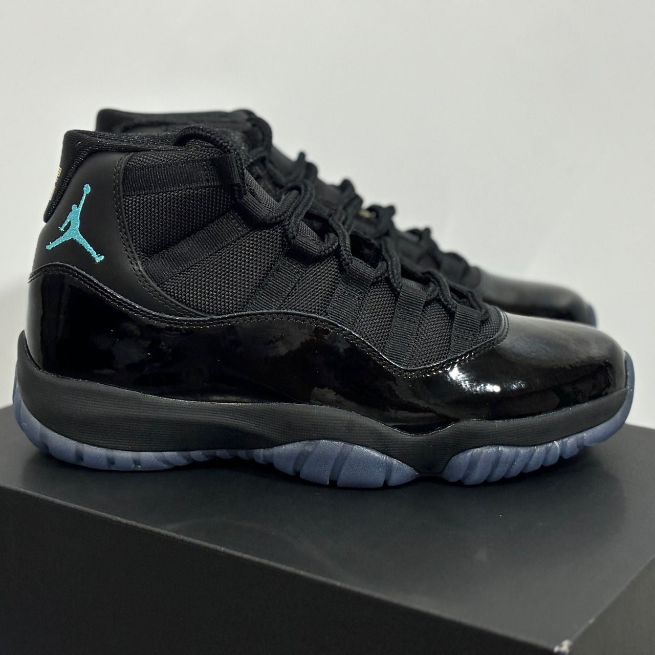 Air Jordan 11 retro “Gamma ”