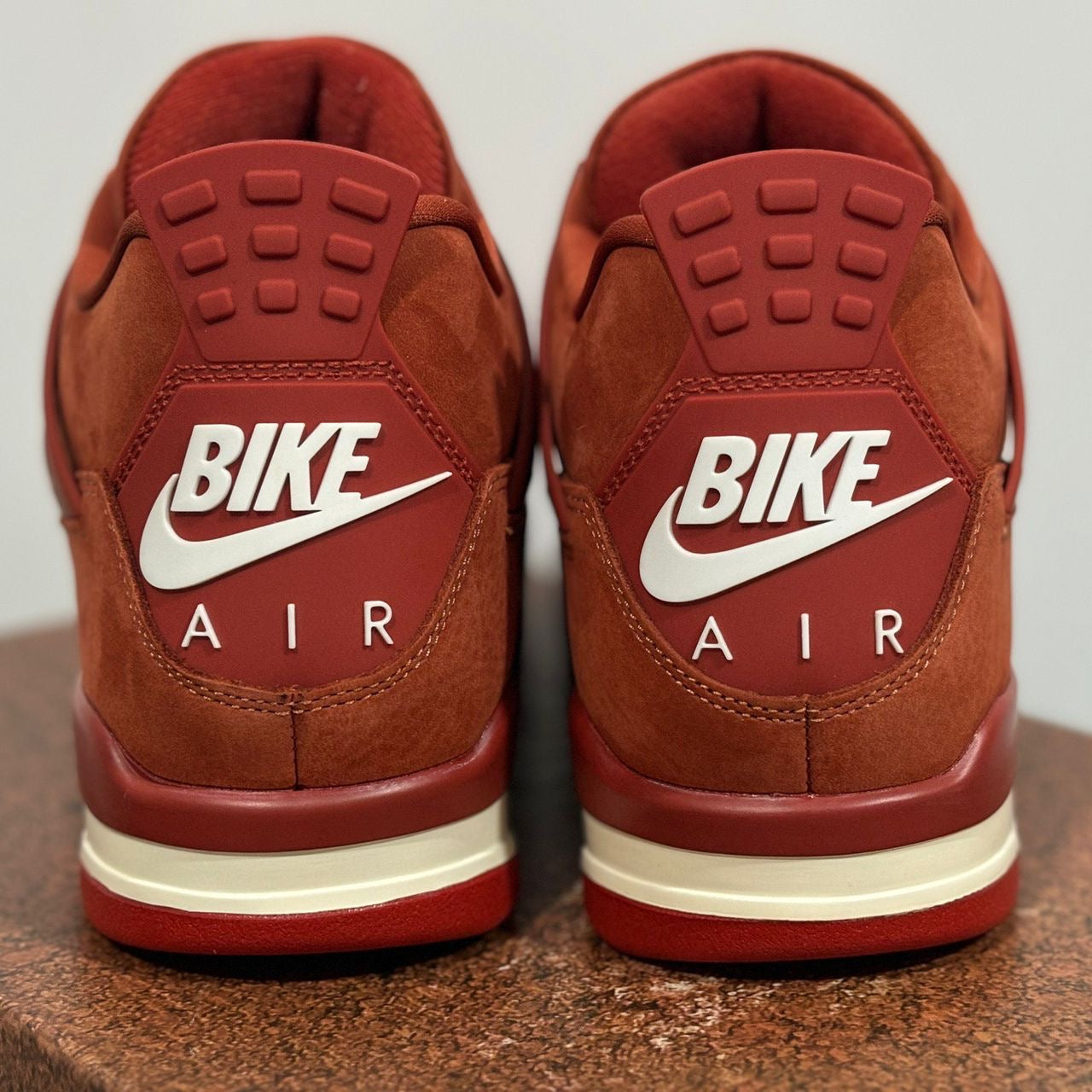 Air Jordan 4 retro “brick by brick”