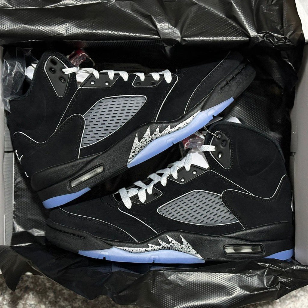 Air Jordan 5 retro “Black Metallic Reimagined ”