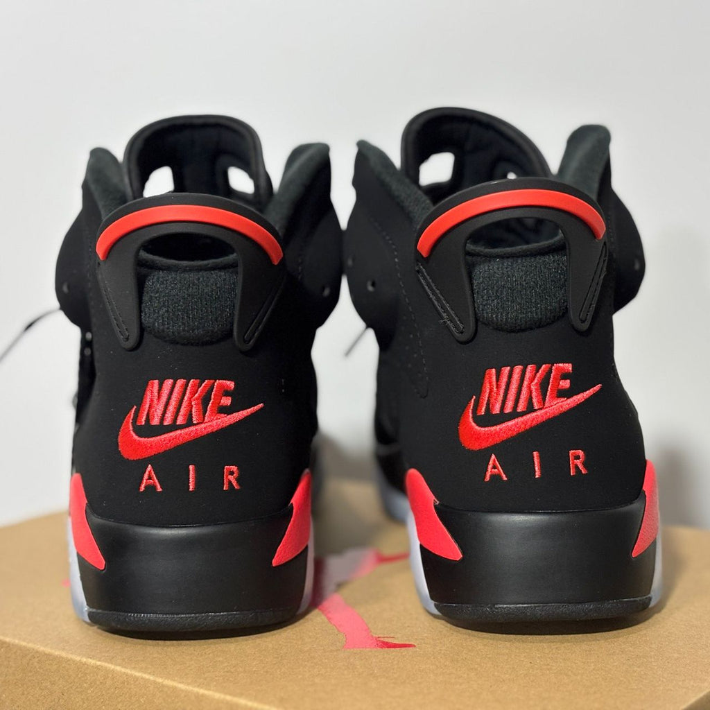 Air Jordan 6 retro “Infrared Salesman”